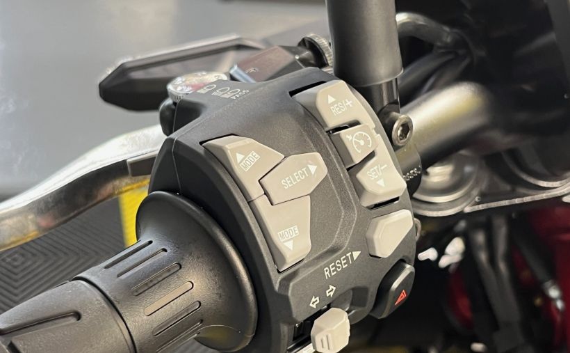KAWASAKI Z 900 7