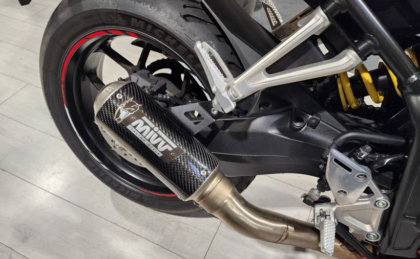 HONDA CBR 650  R 5