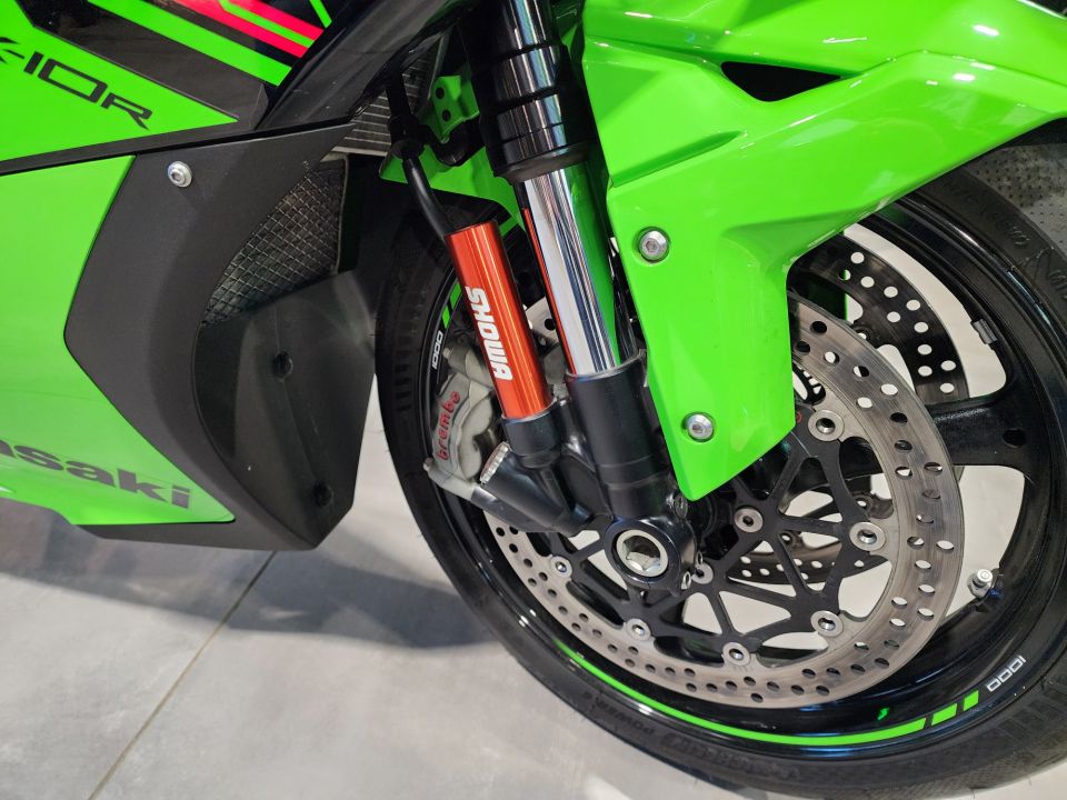 KAWASAKI ZX-10R 15