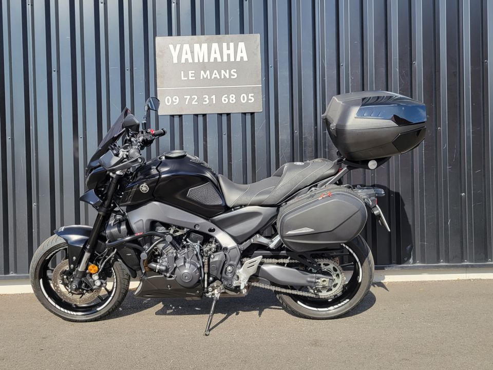 YAMAHA MT-09 15