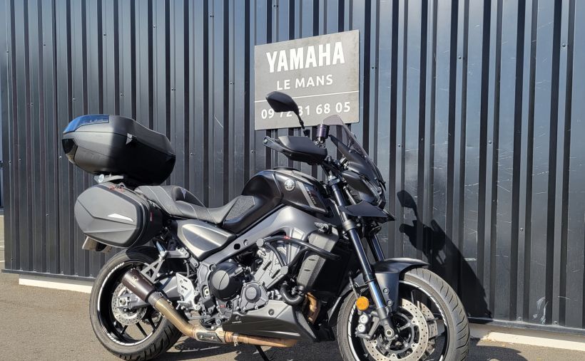 YAMAHA MT-09 0