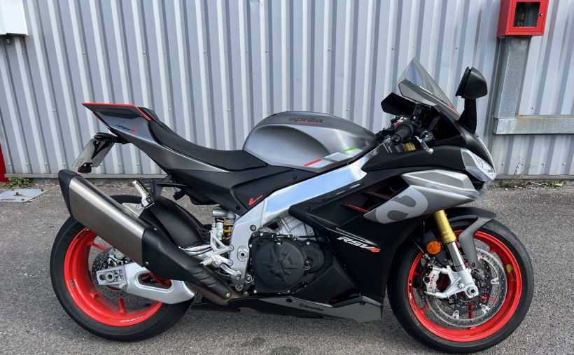 APRILIA RSV4 1100 0