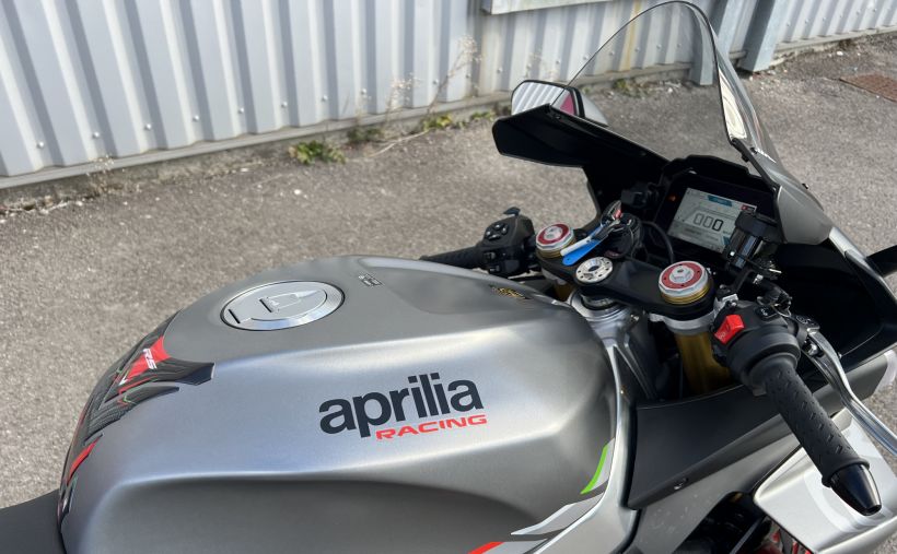 APRILIA RSV4 1100 36