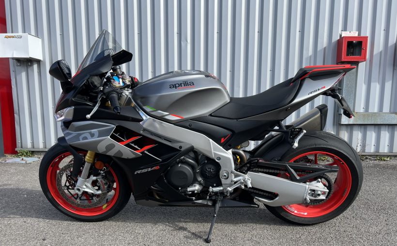APRILIA RSV4 1100 48