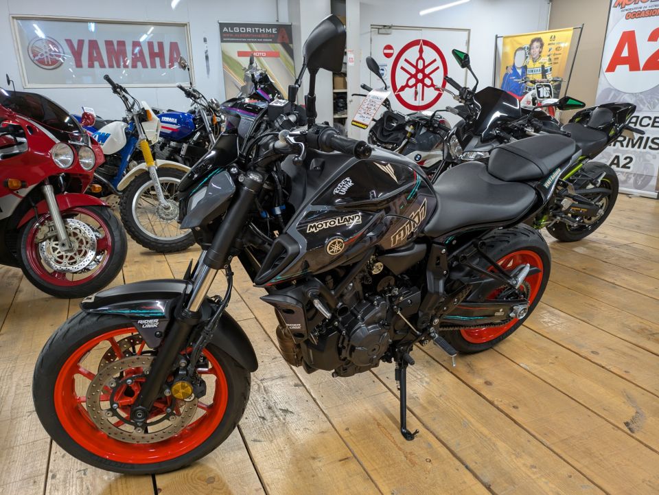 YAMAHA MT-07 (47.5CV) 30