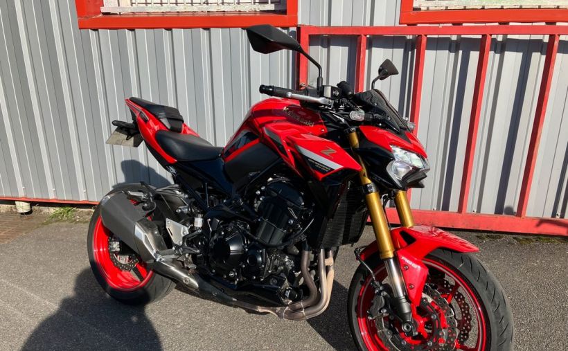 KAWASAKI Z900 SE 8