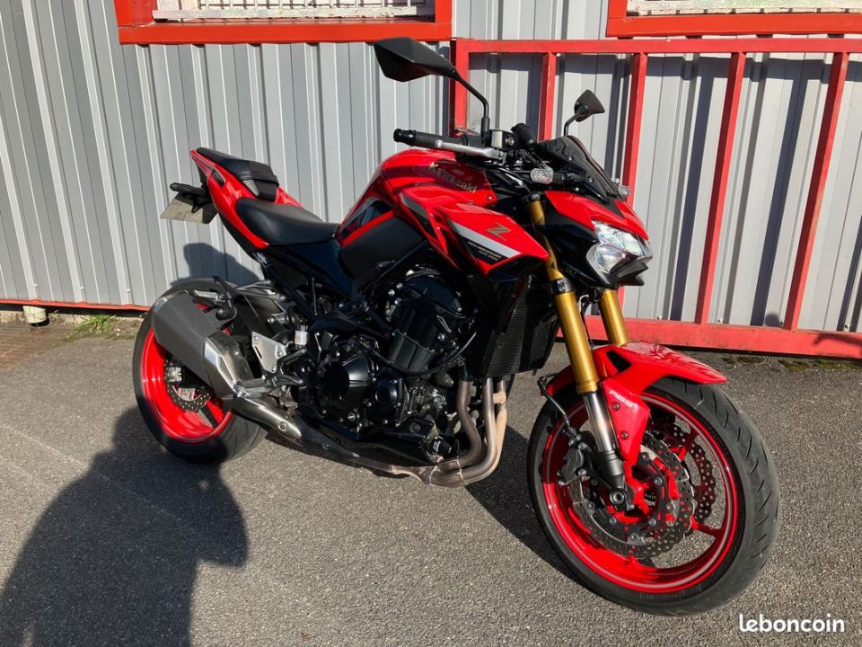 KAWASAKI Z900 SE 8