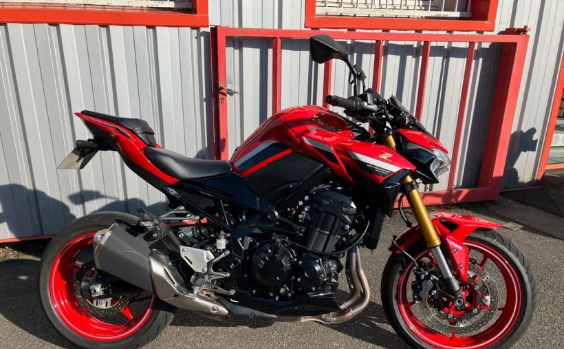 KAWASAKI Z900 SE 0
