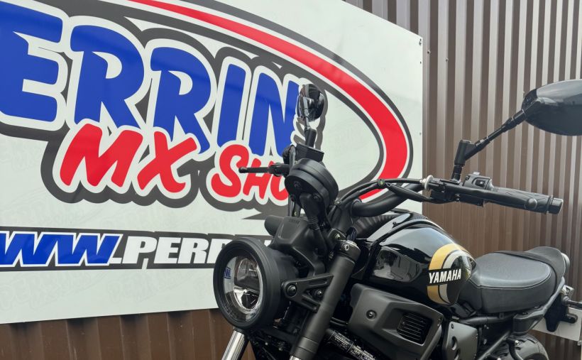 YAMAHA XSR 700 LEGACY 6