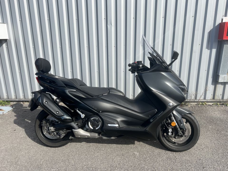 YAMAHA XP T-MAX 560 0