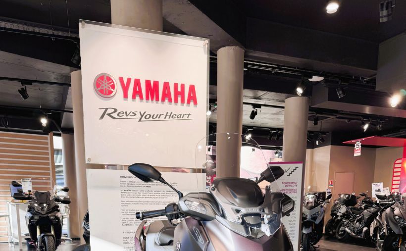 YAMAHA XMAX 125 TECH MAX 0