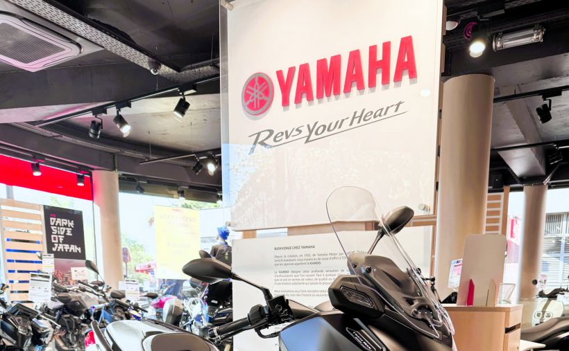 YAMAHA XMAX 125 TECH MAX 4
