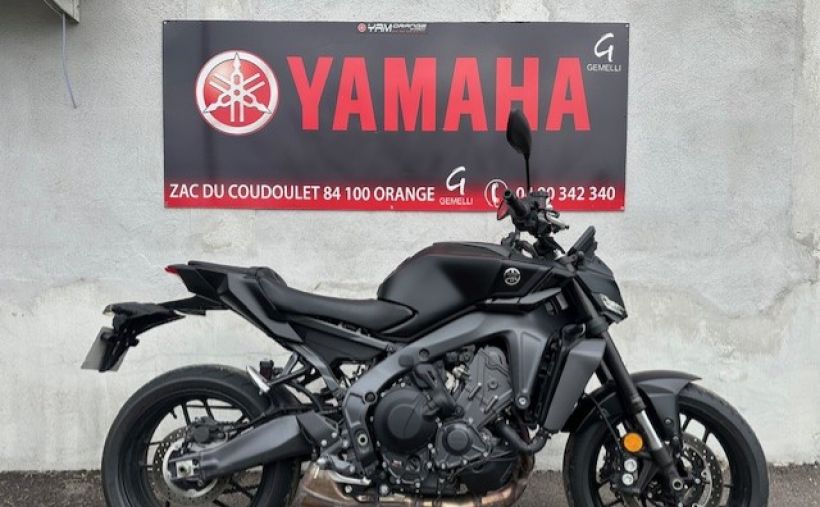 YAMAHA MT-09 0