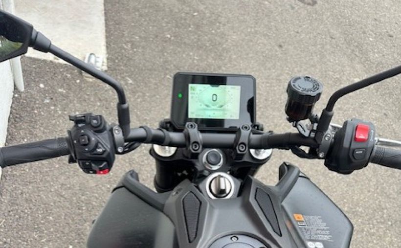 YAMAHA MT-09 3