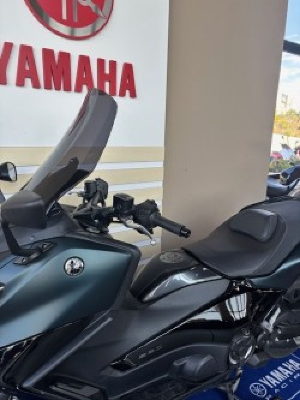 YAMAHA XP T-MAX 560 TECH MAX 1