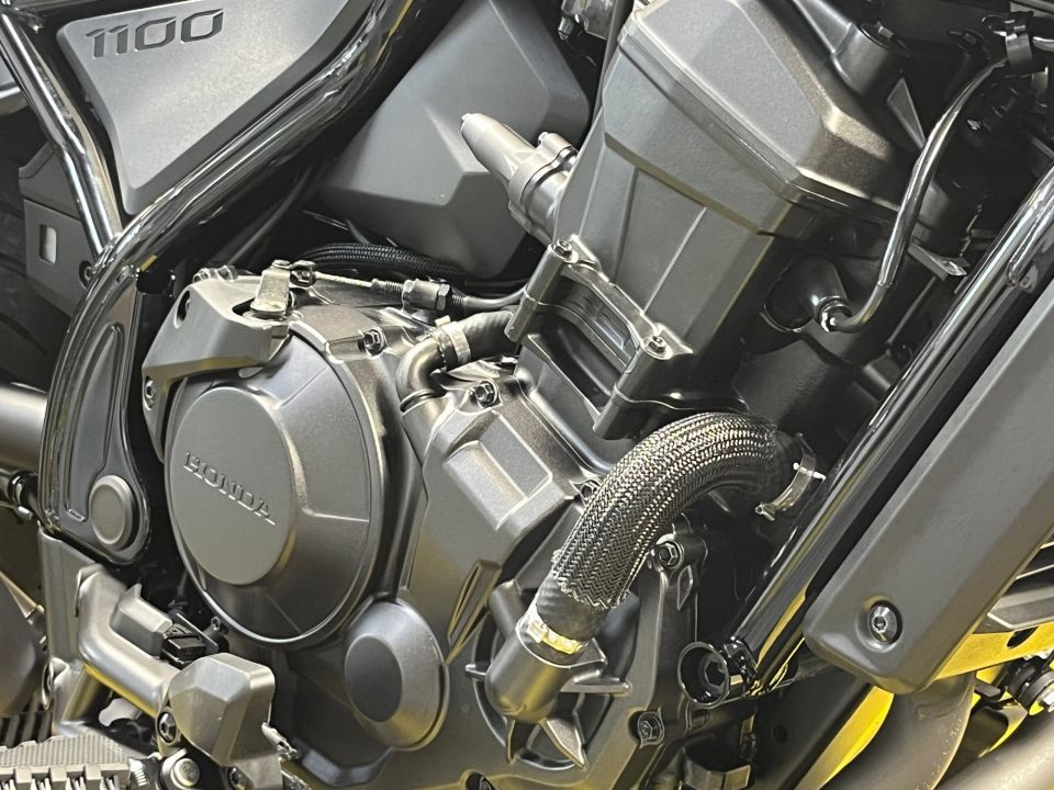 HONDA CMX 1100 REBEL 18