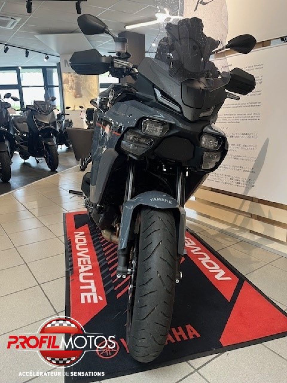 YAMAHA TRACER 9 Y-AMT 1