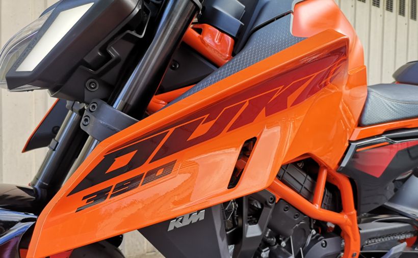 KTM 390 DUKE ABS 28