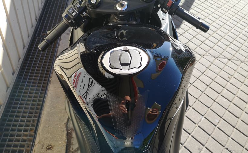 KAWASAKI ZX-6R 636 8