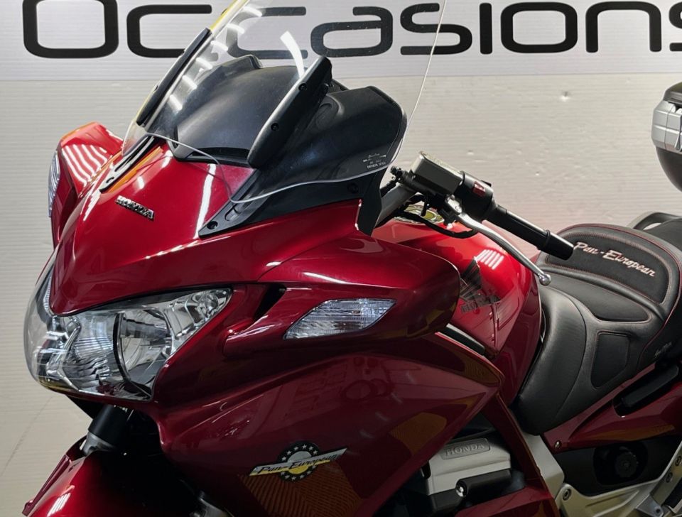 HONDA ST PAN EUROPEAN 36