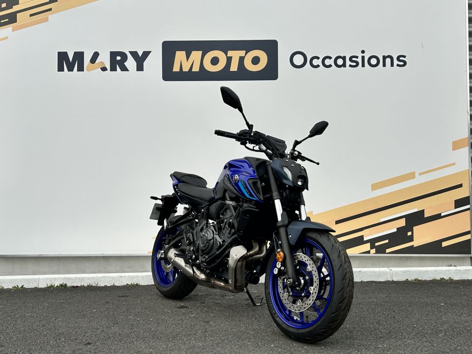 YAMAHA MT-07 26