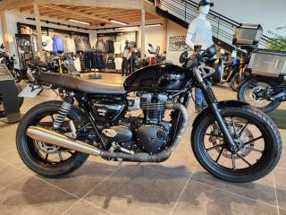 TRIUMPH STREET TWIN  900 - 2021