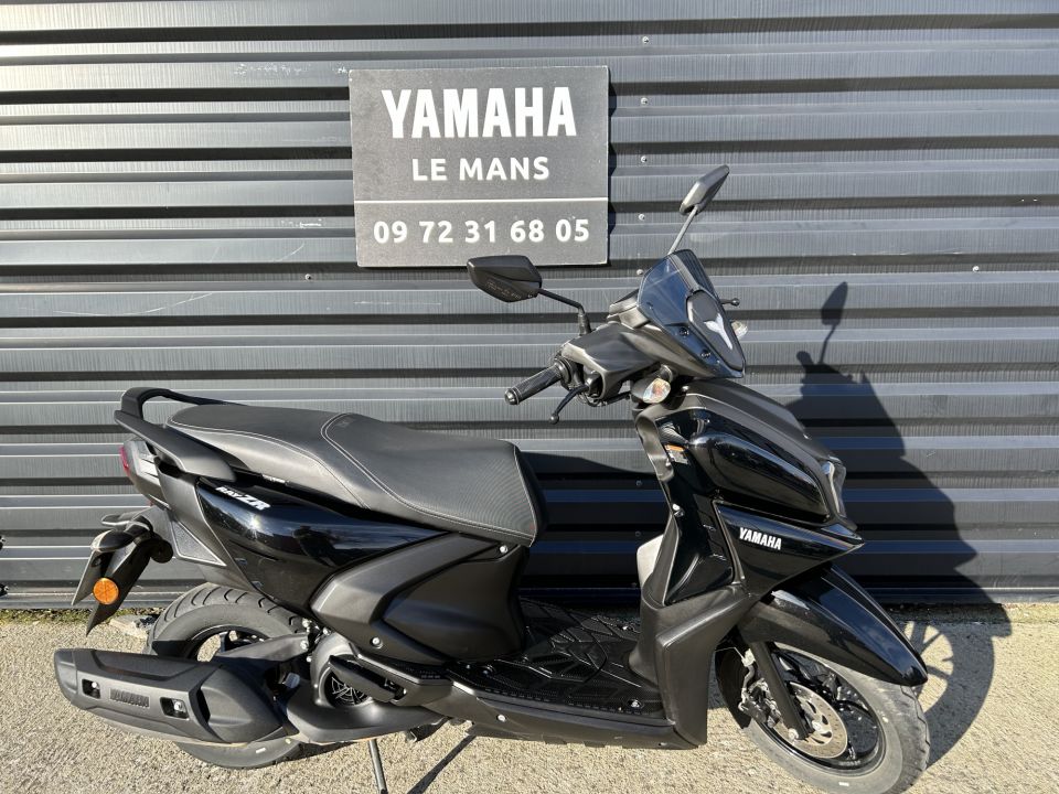 YAMAHA RayZR 125 0