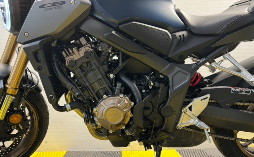 HONDA CB650R Neo Sports Café 6