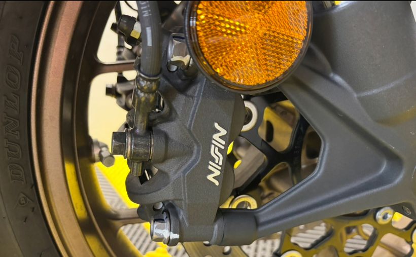 HONDA CB650R Neo Sports Café 14