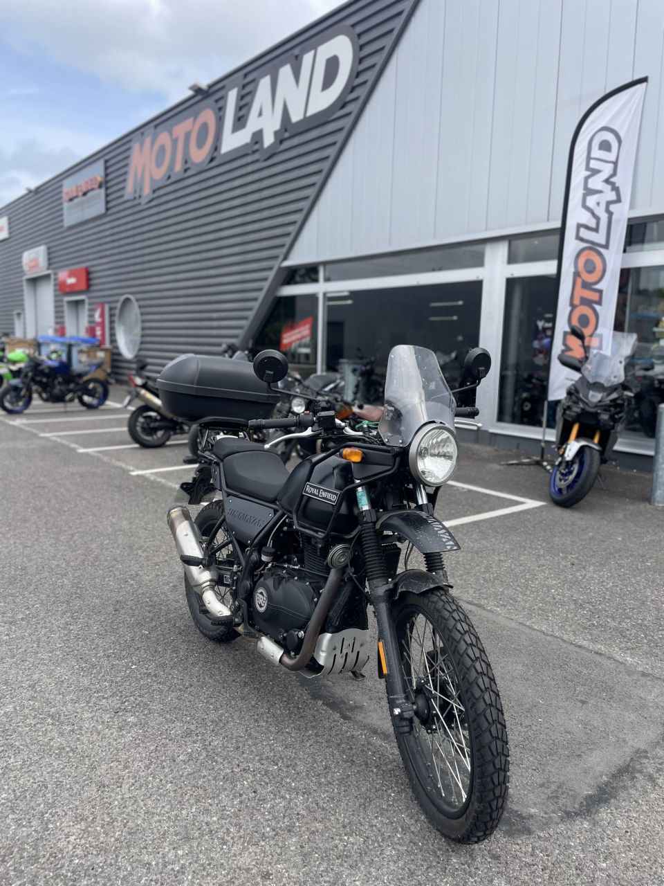 ROYAL ENFIELD HYMALAYAN 411 6