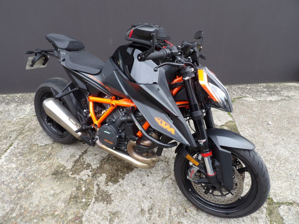 KTM 1290 SUPER DUKE R 0