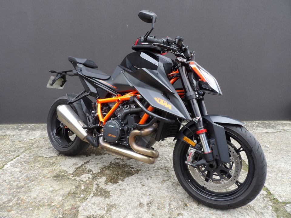 KTM 1290 SUPER DUKE R 2