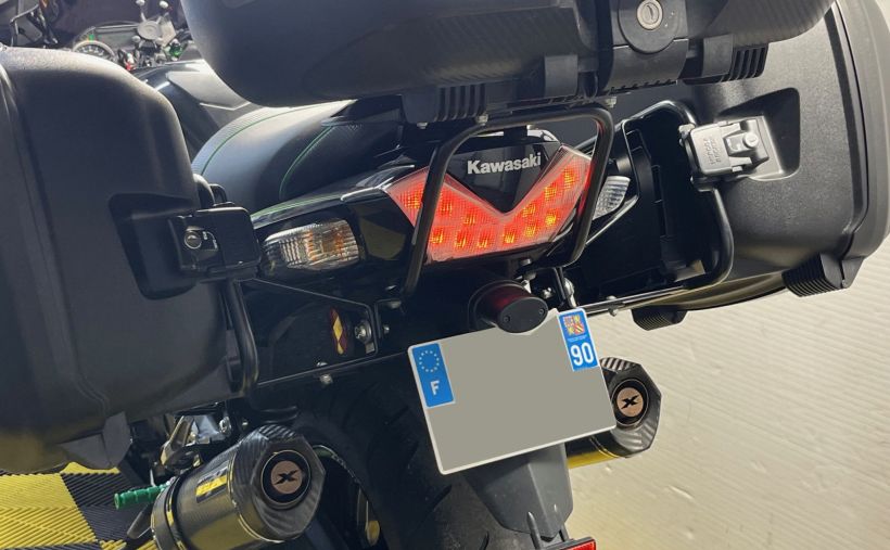 KAWASAKI ZZR 1400 42