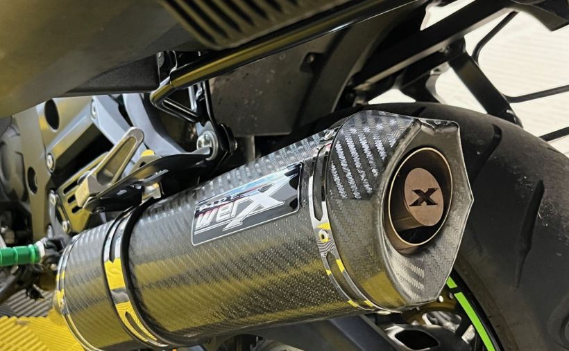 KAWASAKI ZZR 1400 48