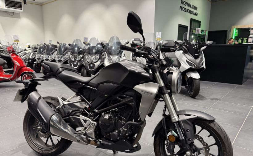 HONDA CB 300 R 5