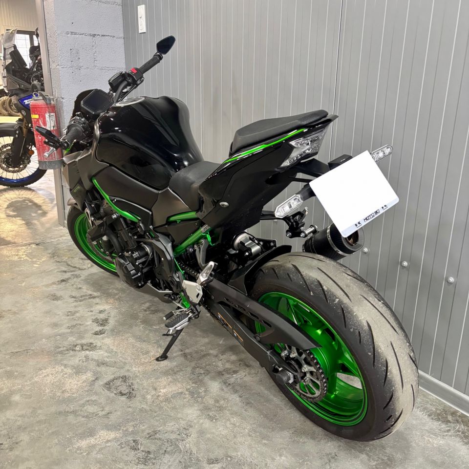 KAWASAKI Z 900 15