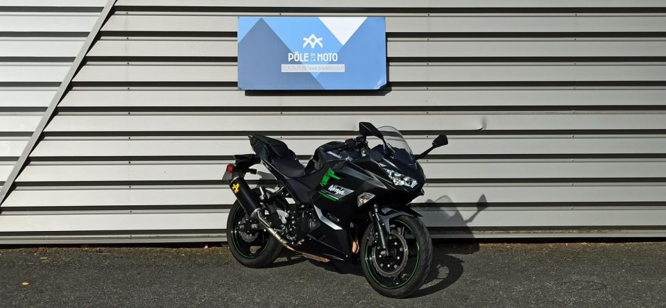 KAWASAKI NINJA 400 0