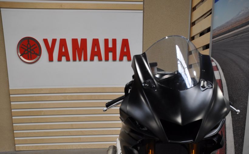 YAMAHA YZF-R6 RACE 0