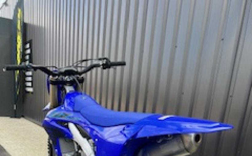 YAMAHA YZ250F 1