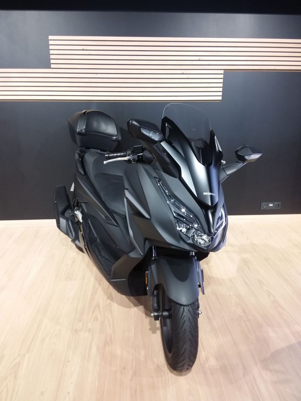 HONDA NSS FORZA 125 1