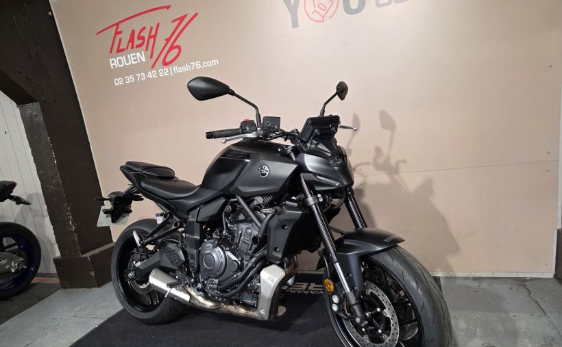YAMAHA MT-07 2