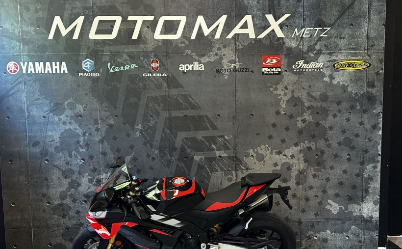 APRILIA RSV4 1100 FACTORY 4