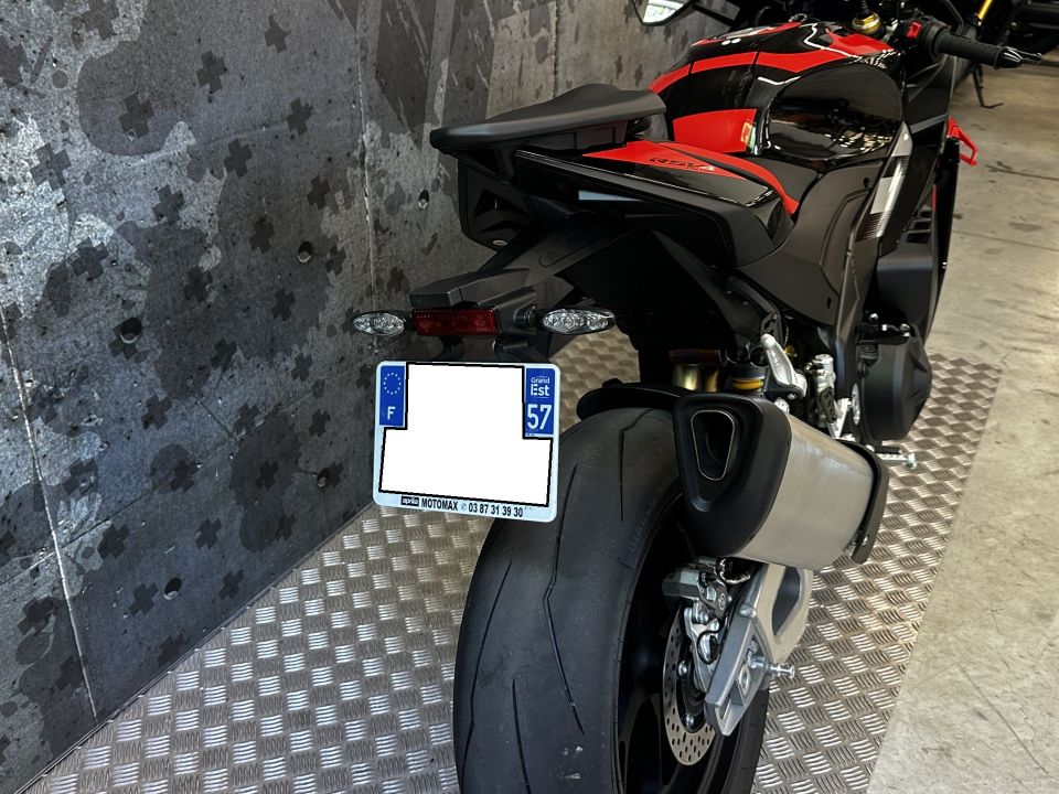 APRILIA RSV4 1100 FACTORY 18