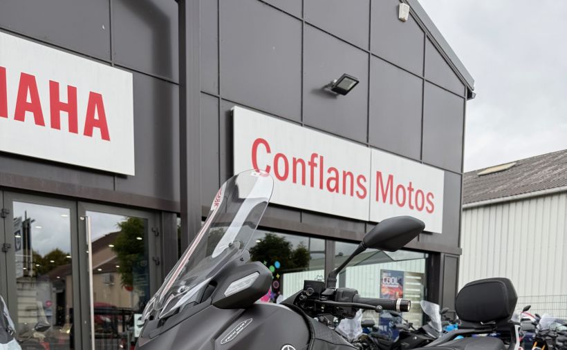 YAMAHA X-MAX 125 TECH MAX 1