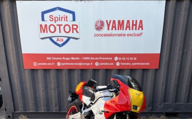 YAMAHA XSR 900 GP 0