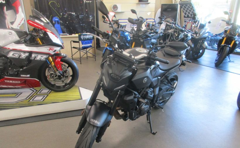 YAMAHA MT-07 Y-AMT 1