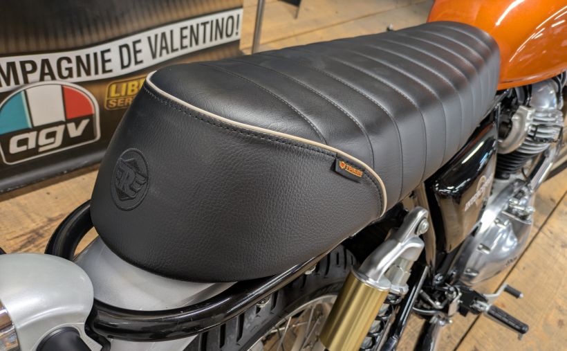 ROYAL ENFIELD INTERCEPTOR 30
