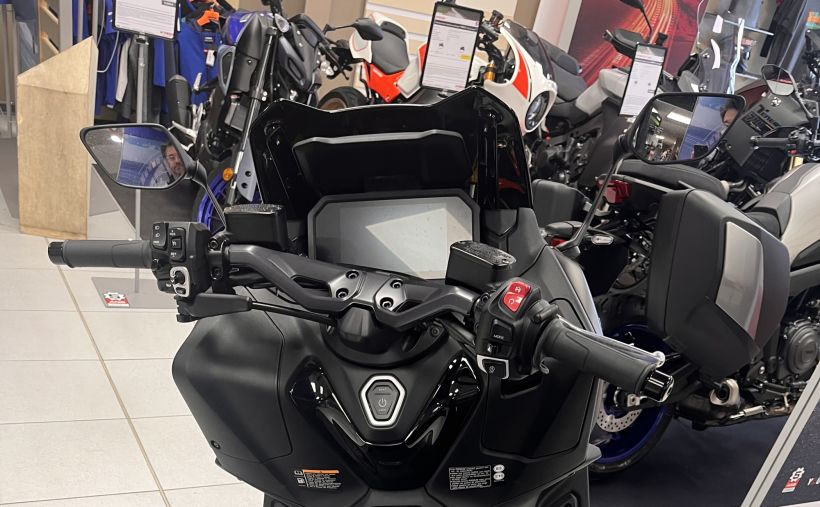 YAMAHA XP T-MAX 560 TECH MAX 1