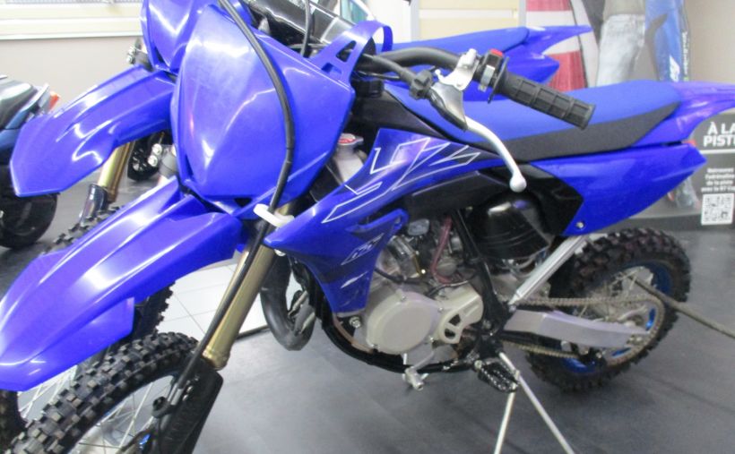 YAMAHA YZ65 3