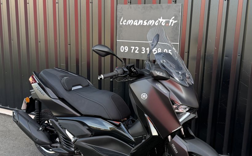 YAMAHA XMAX 125 TECH MAX 0